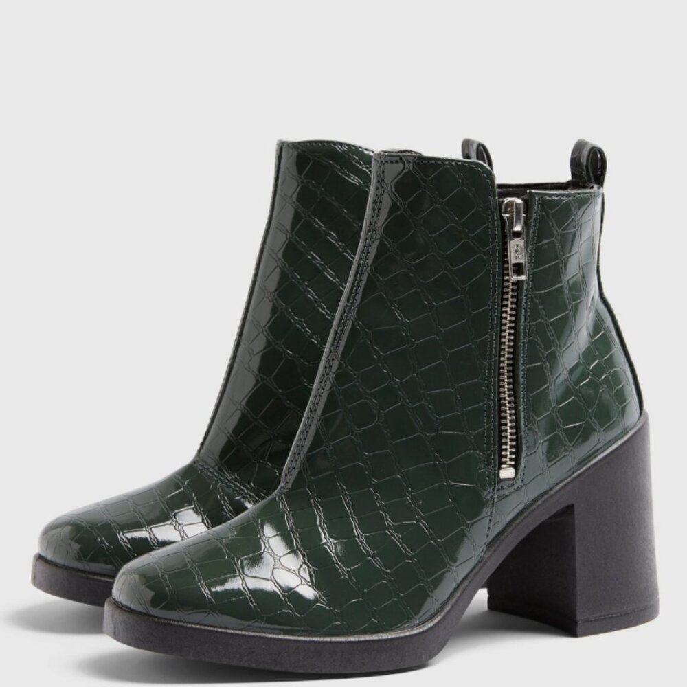 Topshop "Bridie" Chunky Platform Unit Boots in Croc Green